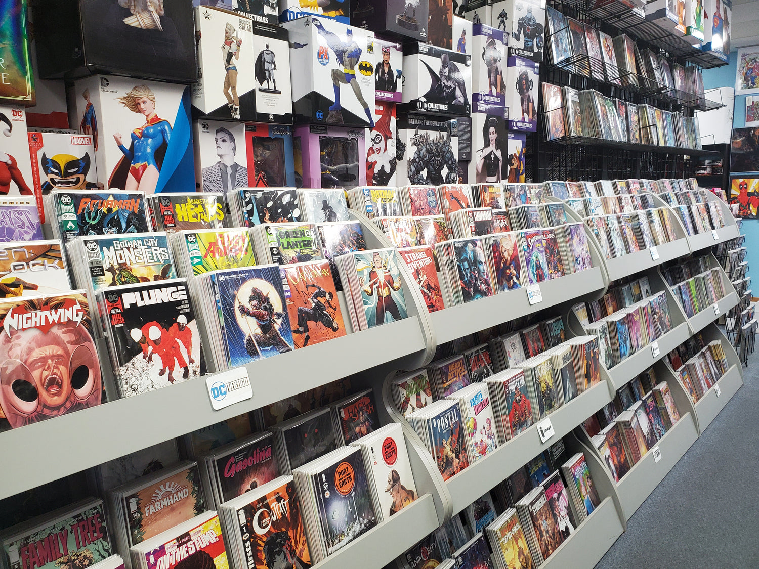 Comics and Collectibles from Sci-fi to Super Heroes